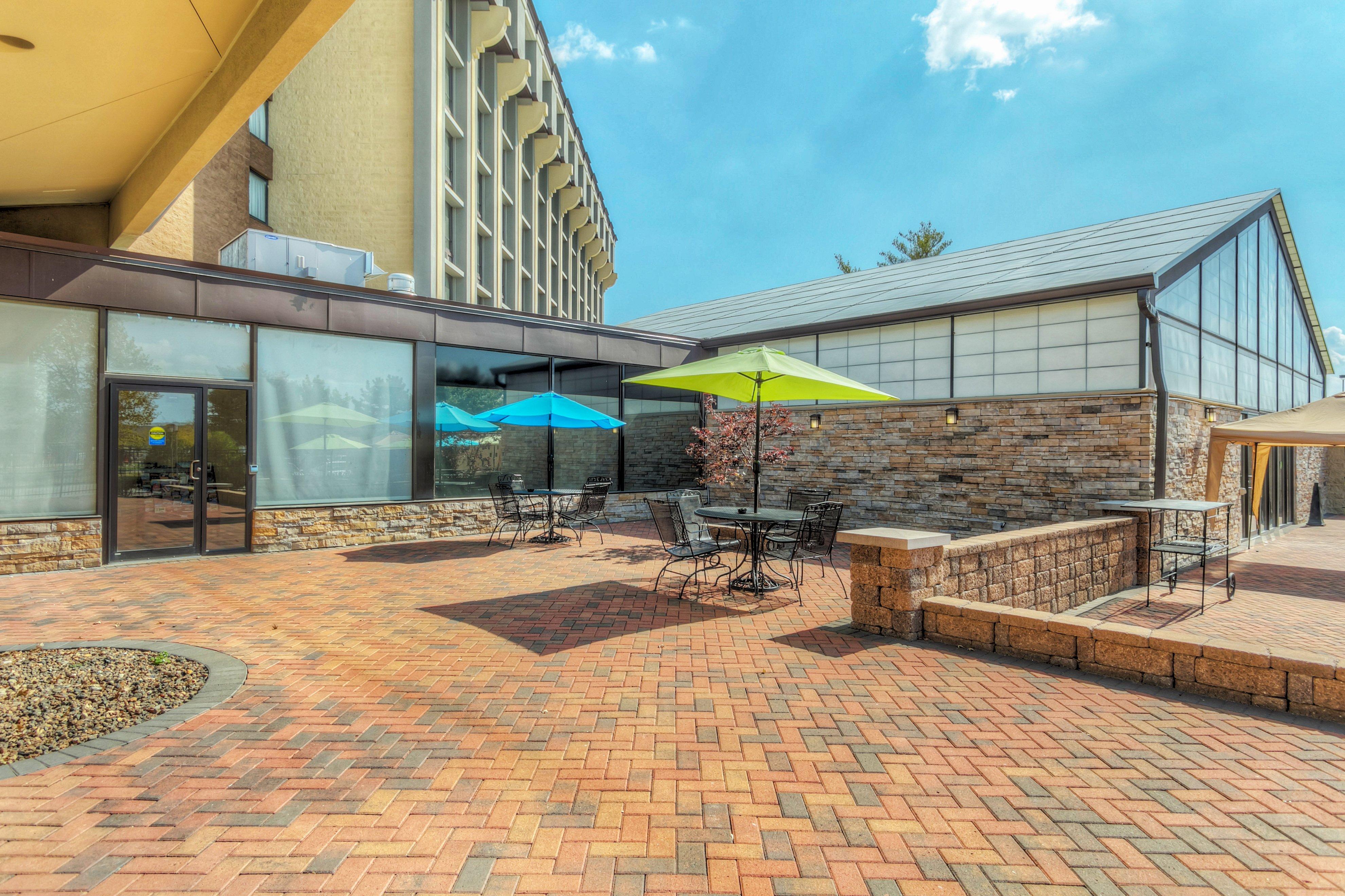Hilton St. Louis Airport Hotel Woodson Terrace Bagian luar foto