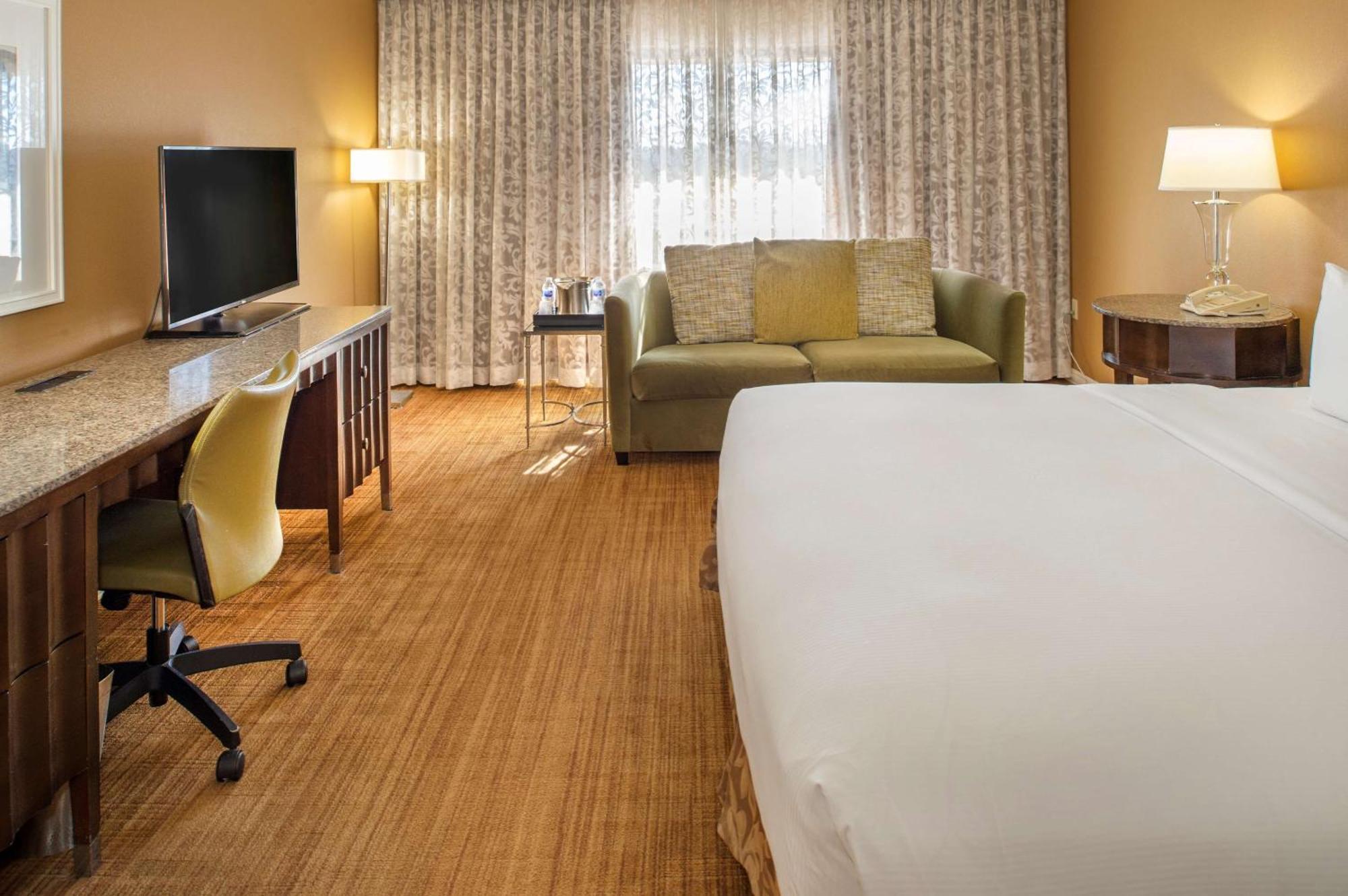 Hilton St. Louis Airport Hotel Woodson Terrace Bagian luar foto